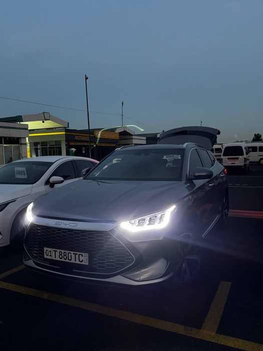 BYD Song plus Gibrid 11KM 900$ Blan