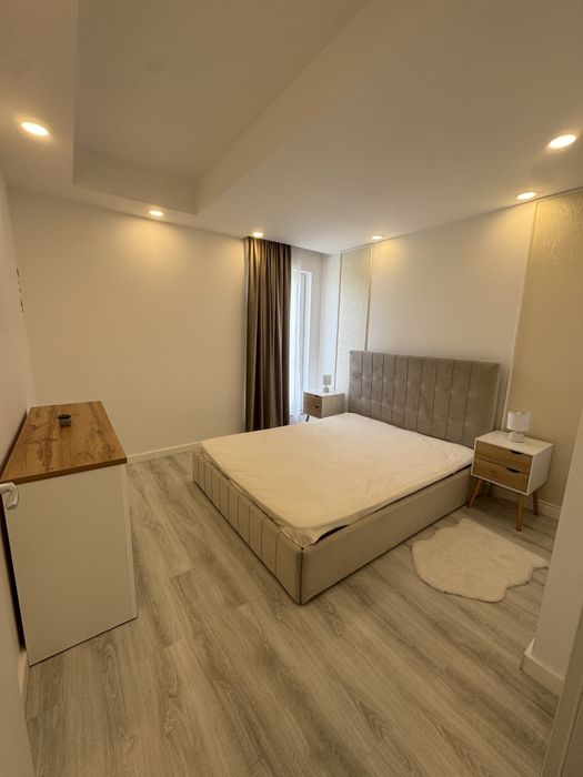 Apartament Spatios 3 camere Cosmopolis