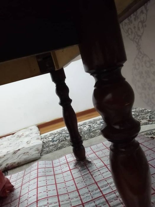 Срочно срочно продаются стол стулчик