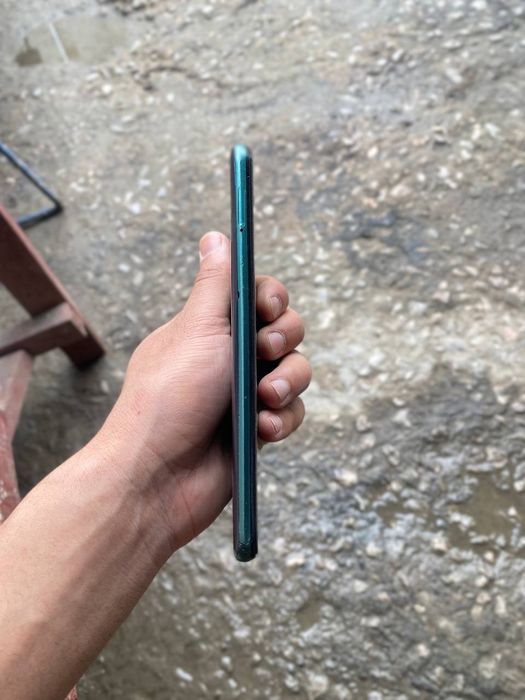 Realmi7i 128/4 holati yaxshi