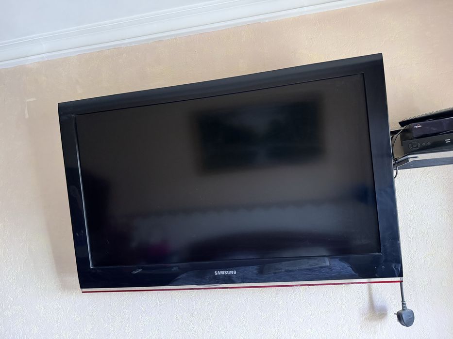 Samsung LED TV 43