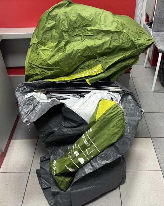 Двуместна палатка Quechua Arpenaz 2