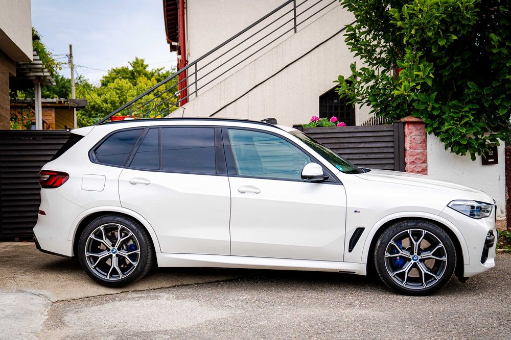 BMW X5 45e G05 394Cp Hybrid Soft Close, Laser, Panoramic