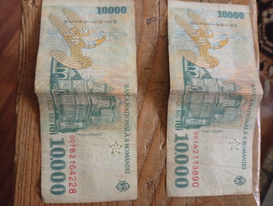 Vând 2 bancnote vechii