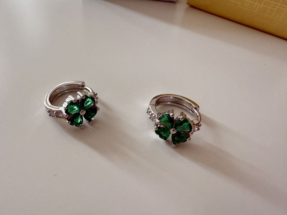 Сребро S925 - Сребърни обеци зелени Цирконий