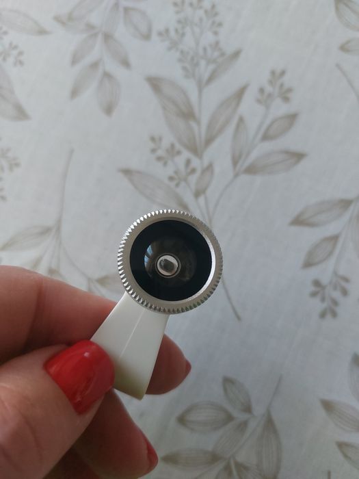 Линза-усилитель для видеокамер,телефонов