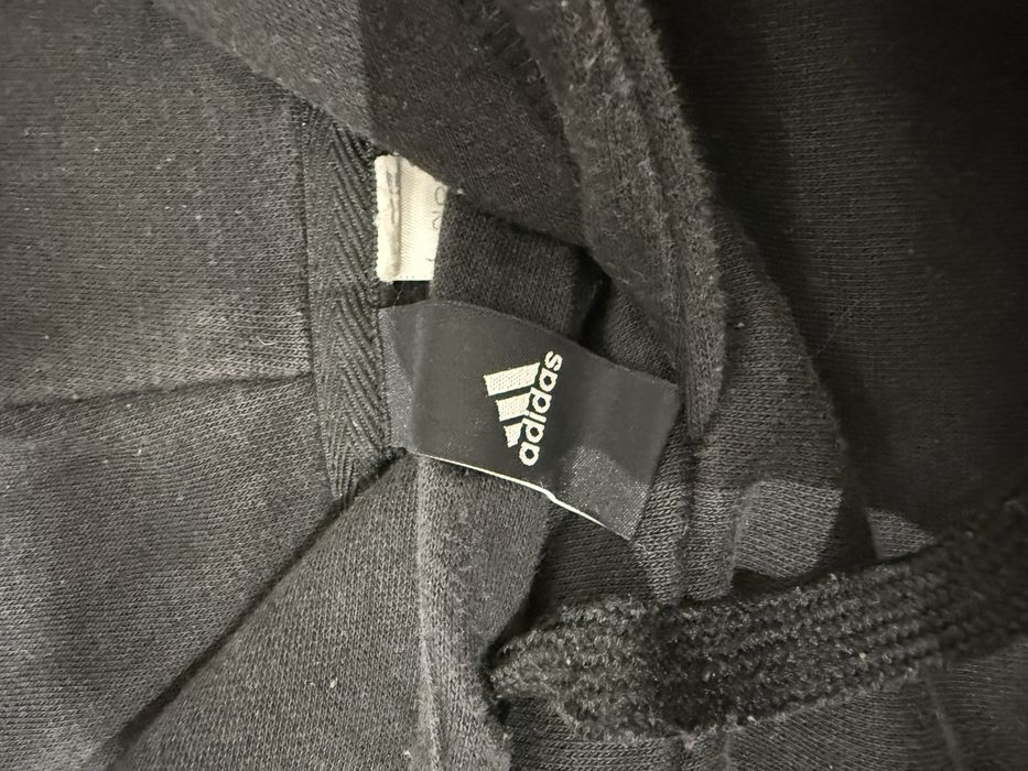 Hanorac cu gluga Adidas