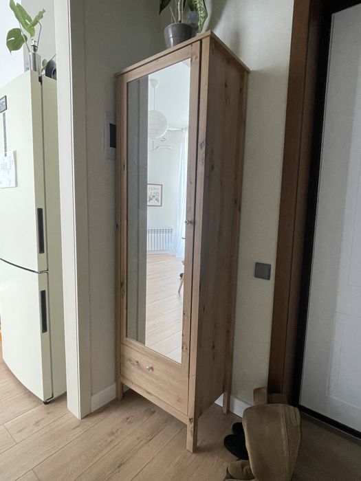 Продам шкаф в прихожую от Икеа