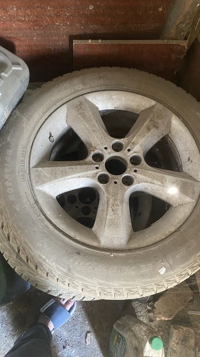 Продам диски r 18 bmw x5 e70