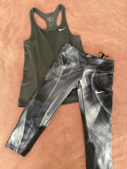 Спортивный комплект Nike