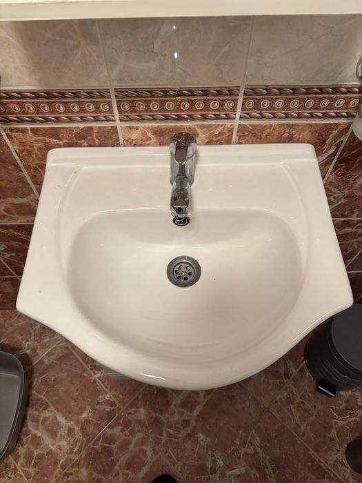 Шкаф за баня -водоустойчив