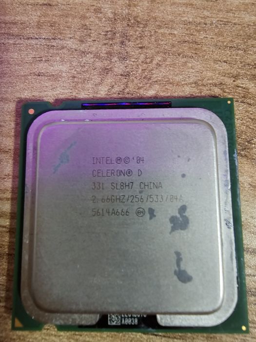 Материнская плата 775 сокет