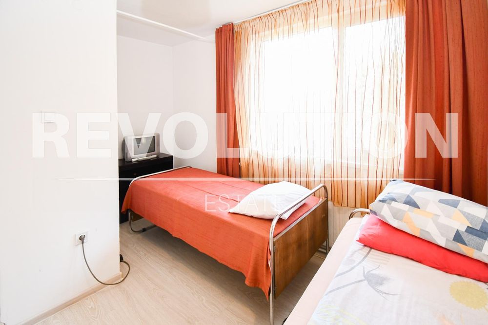 Дава се под наем Етаж от къща в София, Симеоново - 40 кв.м за 450 € - Снимка #2