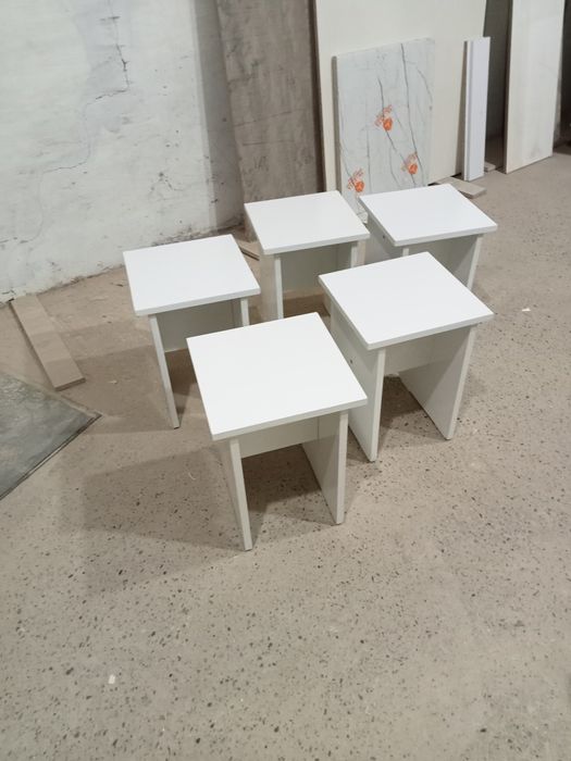 Продается табуретка 2000тг штук