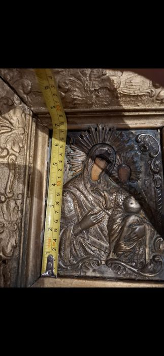 Vând icoană veche de colecție „Maica Domnului din Kazan” (Kazanskaya), o piesă deosebită cu o puternică încărcătură spirituală și estetică.