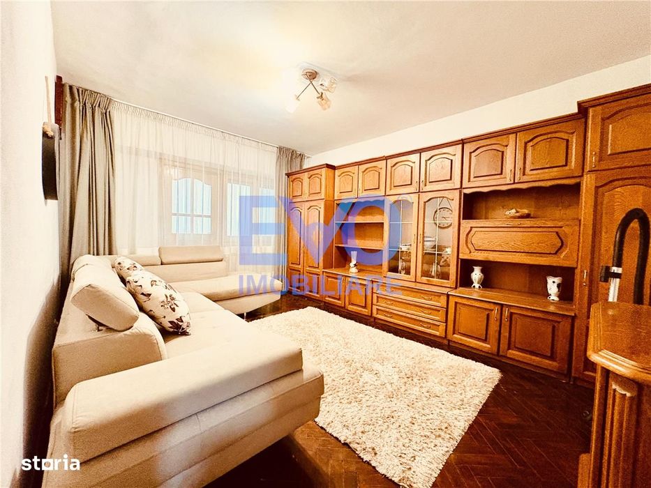 Apartament 2 camere, decomandat, 2 balcoane, parcare, Pacurari, Iasi