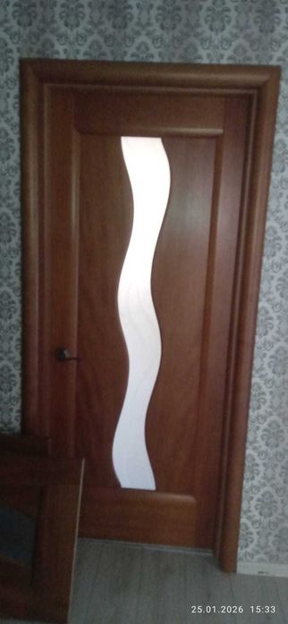 Продам межкомнатные двери б/у