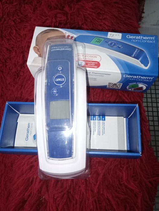 Немски цифров безконтактен термометър