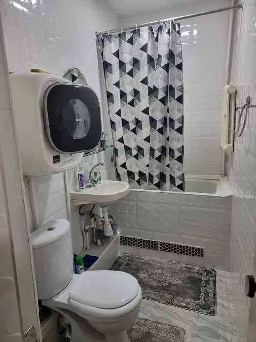 СРОЧНО Паркенский! Продается 2х-комнатная! Завод Шампанских 50м2!