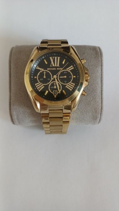 Продам срочно фирменные часы майкол корс