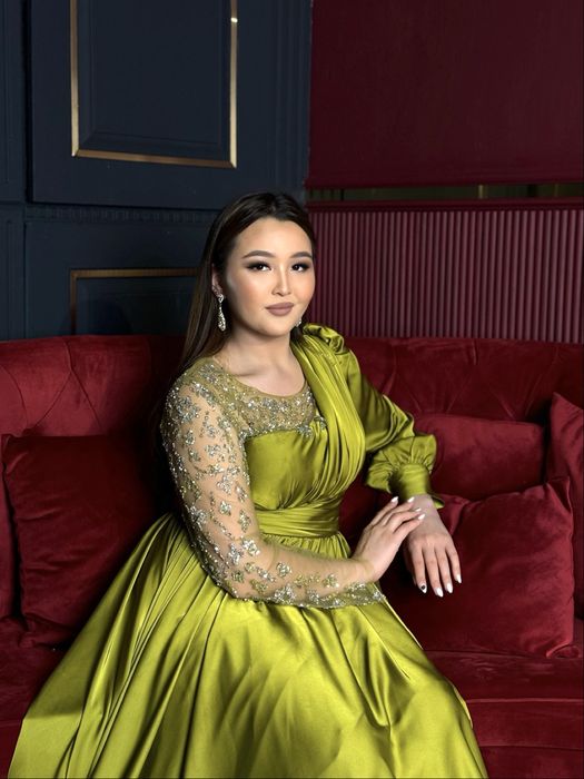 Продам платье размер 46-48