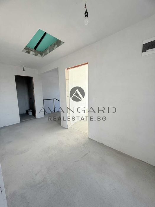 Продава се Къща в с. Златитрап, Област Пловдив - 263 кв.м за 703 €/кв.м - Снимка #18