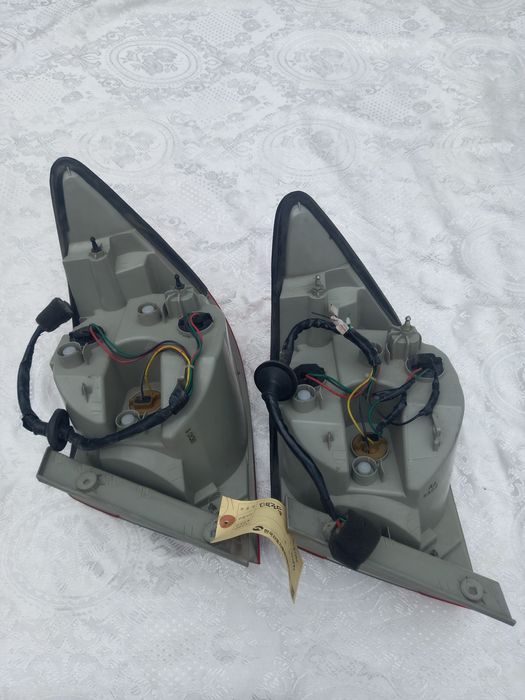 Продам задние фары от Epica 2 шт левых больших и левая правая маленьки