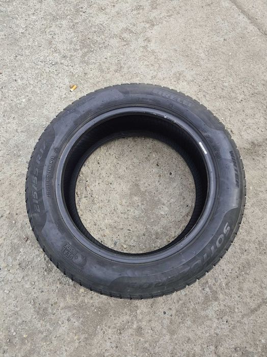 Vând anvelope 215/55/R17