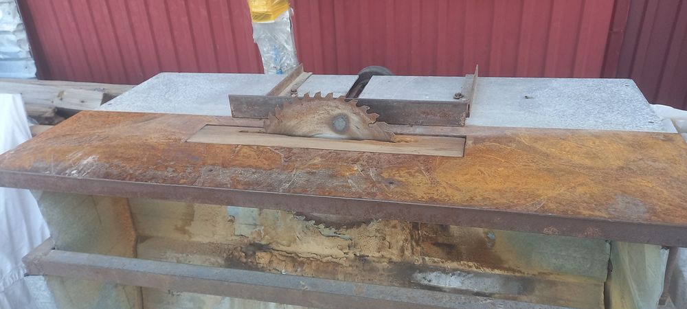 Продам циркулярный станок