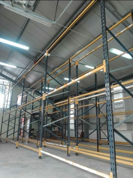 Rafturi metalice pentru magazine și depozitare