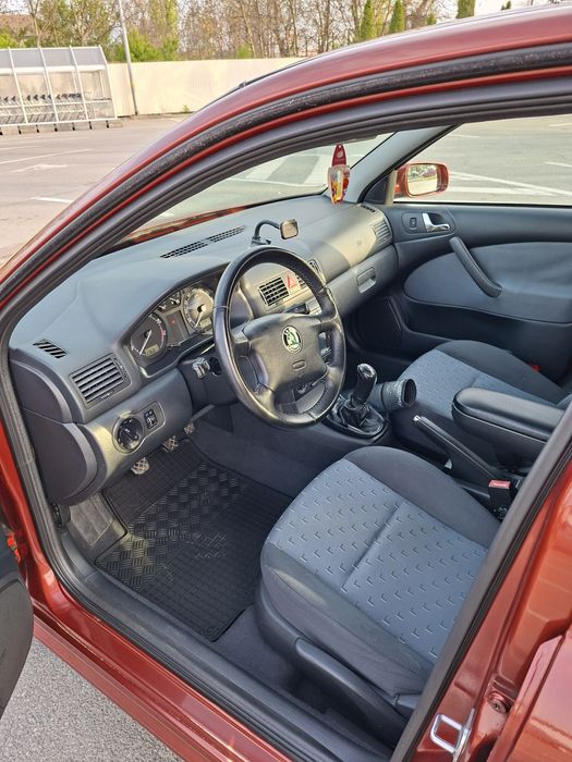 Se vinde Skoda Octavia 1