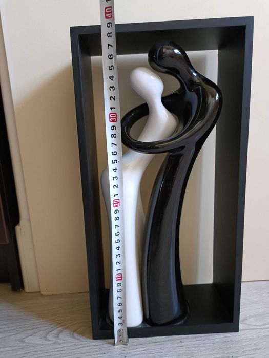 Современная настольная  ваза