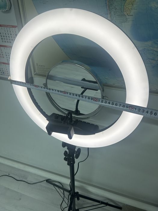 Лампа кольцовая с зеркалом