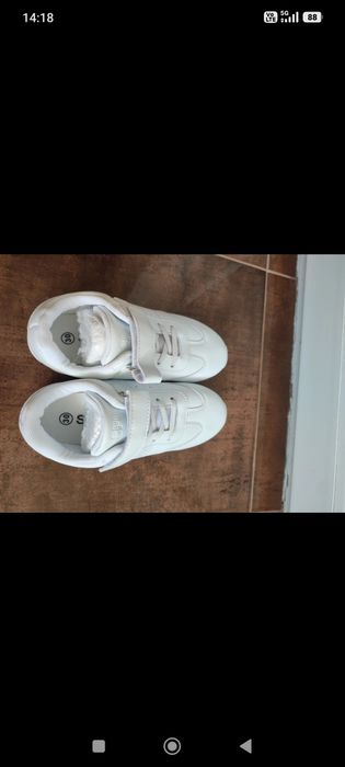 Pantofi albi unisex copii, nepurtați