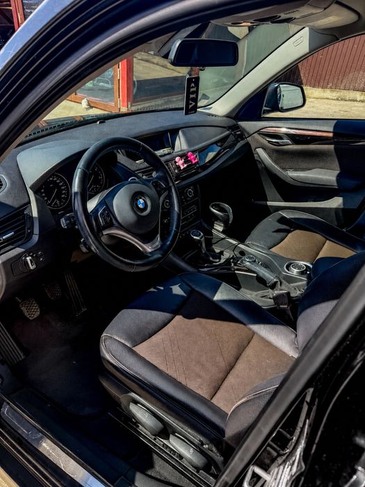 BMW X1 2012 — imagine 5