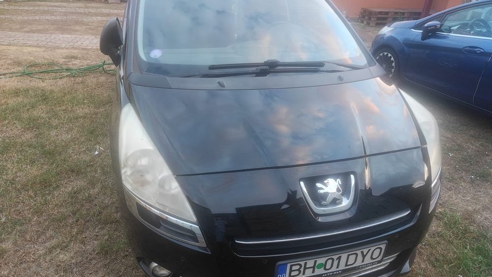 De vânzare Peugeot 5008