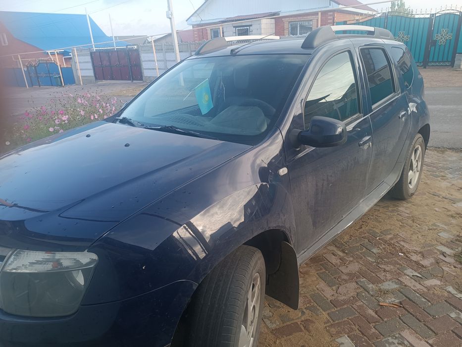 Продам рено дастер