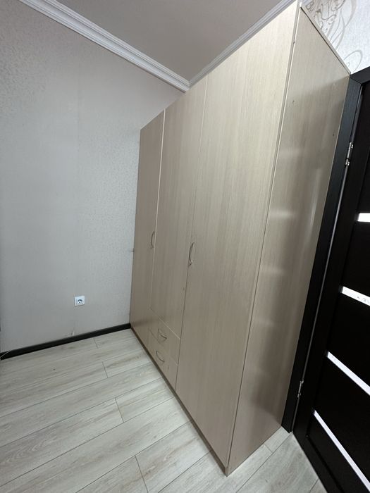 Продается шкаф б/у