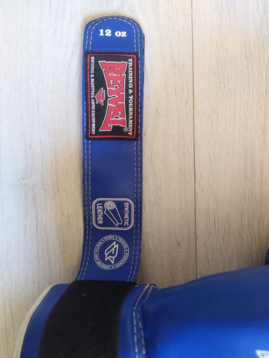 Перчатки для бокса