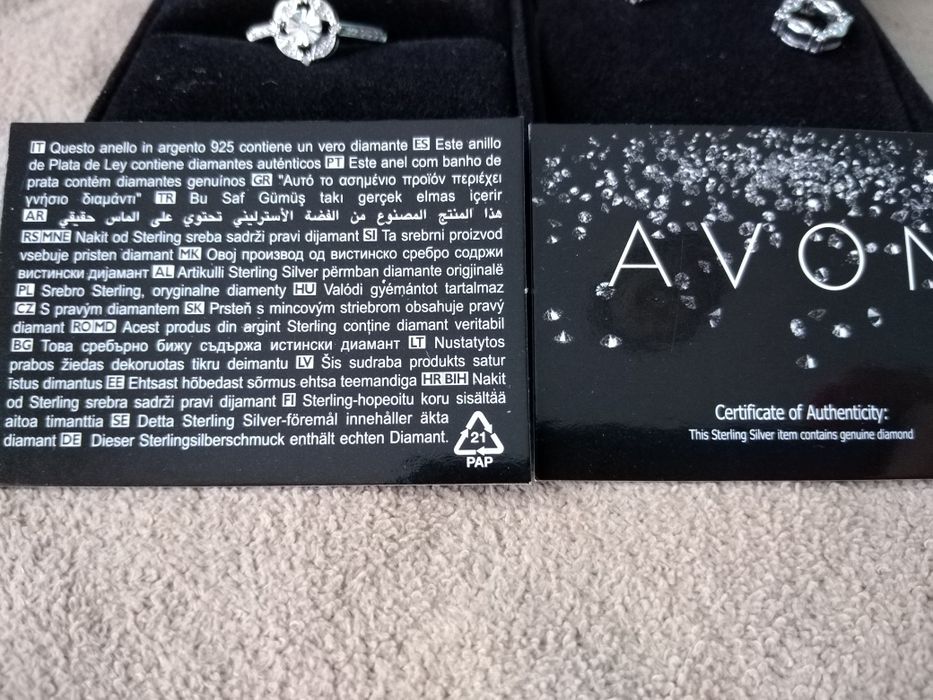 Сребърни обици и пръстен с диаманти