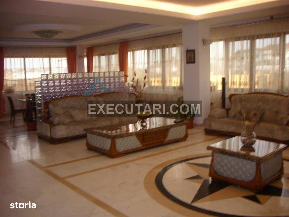 VILA - P+1E+M + Teren - 1.302 m²--AFUMATI