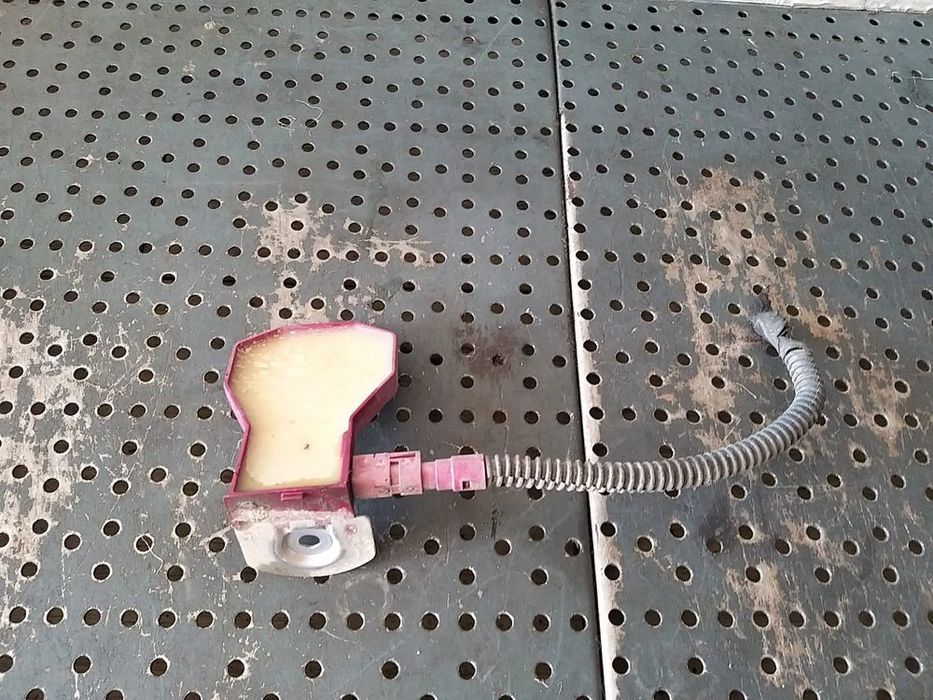 Amplificator antena audi a4 b9 8w 4m0035507