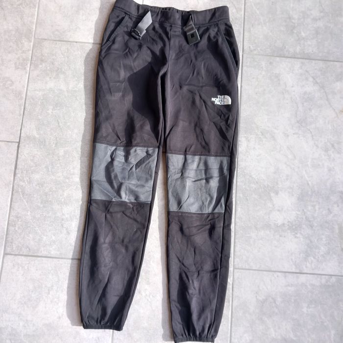 Pantaloni trening The North Face