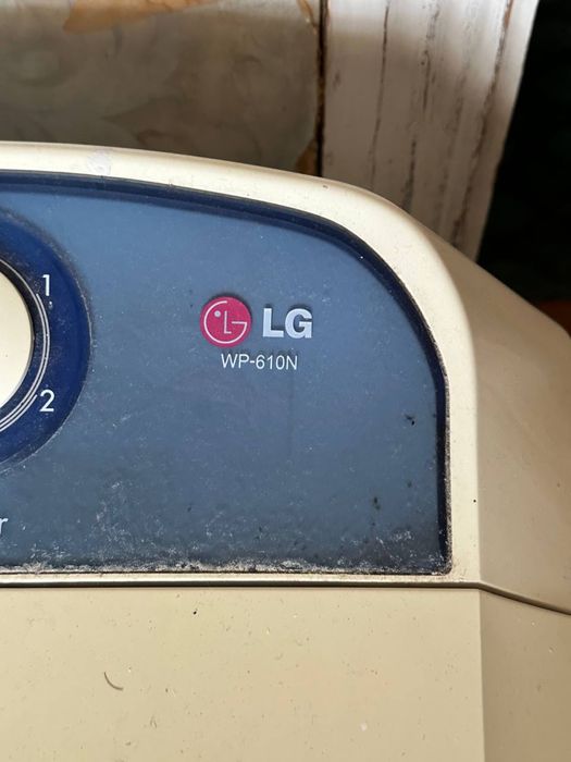 Продаю полу автомат стиральную машину хорошего качество