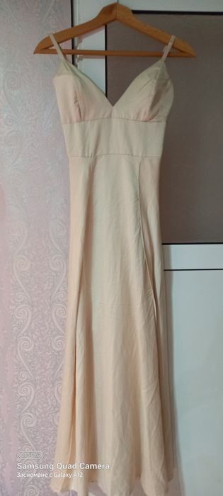 Стилни дълги рокли