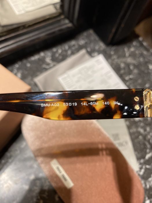 Слънчеви очила Miu Miu