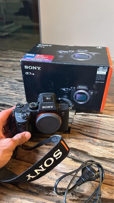 Sony a7R3 aparat ( doar body )