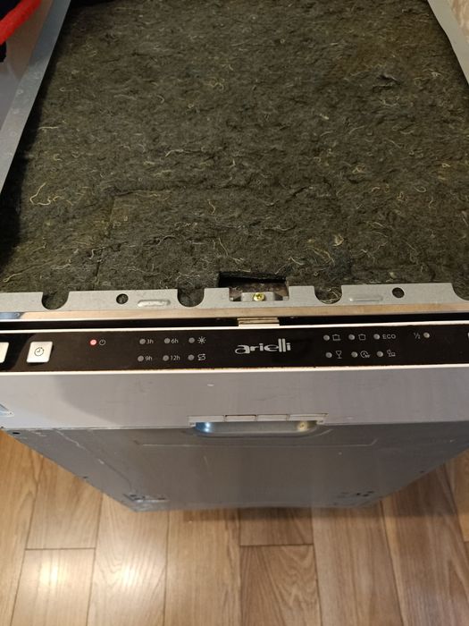 Съдомиялна машина за вграждане Ариели