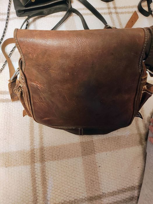 Кожена дамска чанта