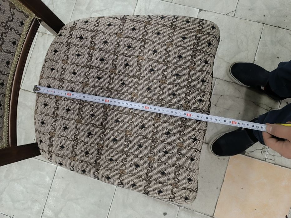 Три стула деревянных